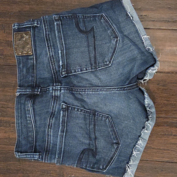 American Eagle Dark Blue Jean Shorts - Picture 2 of 4